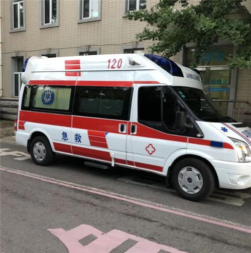 顺城选择我们的救护车出租,开启安心转院之旅